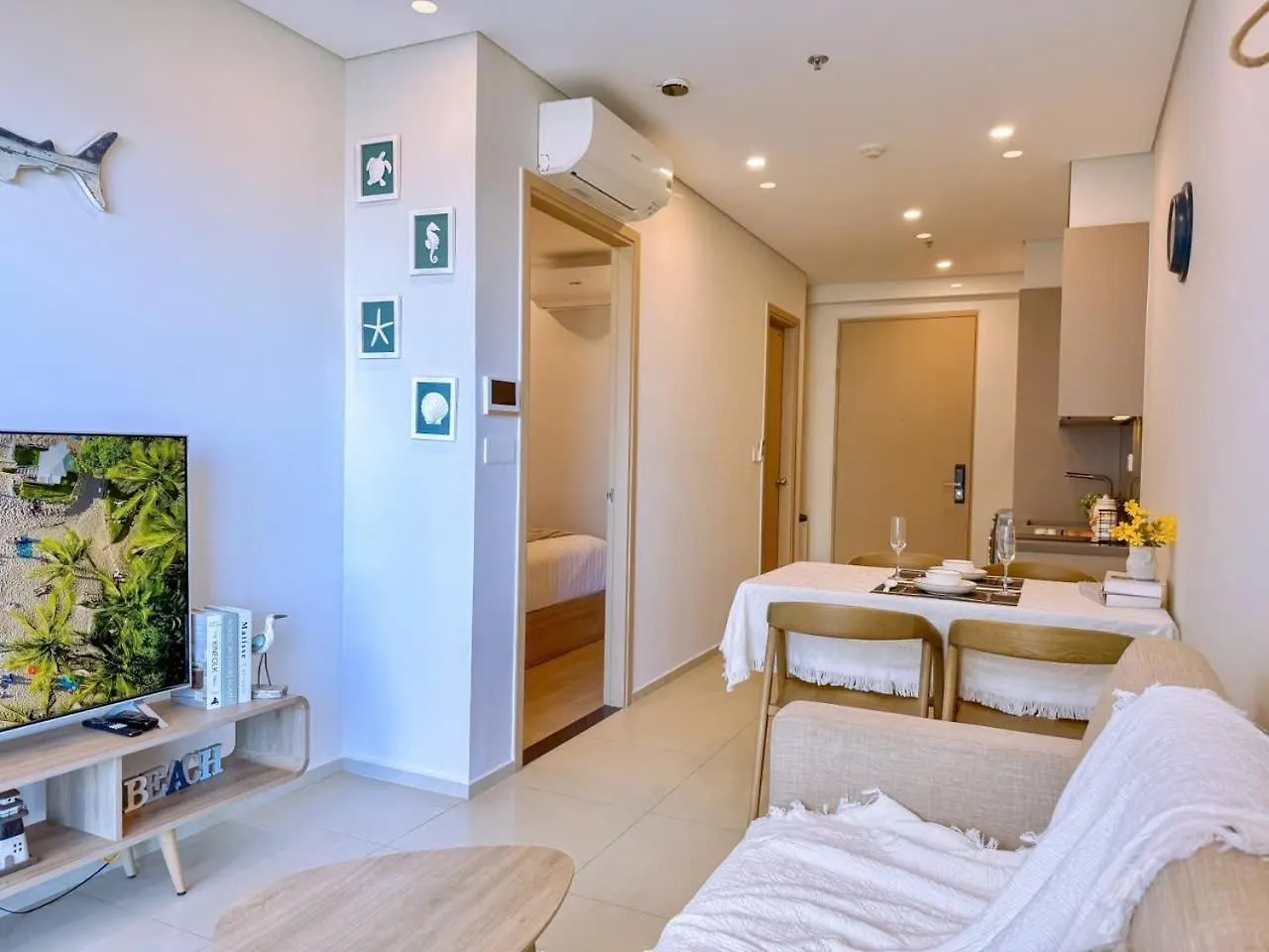 A Cozy Condotel In Bai Sau Vung Tau Apartment